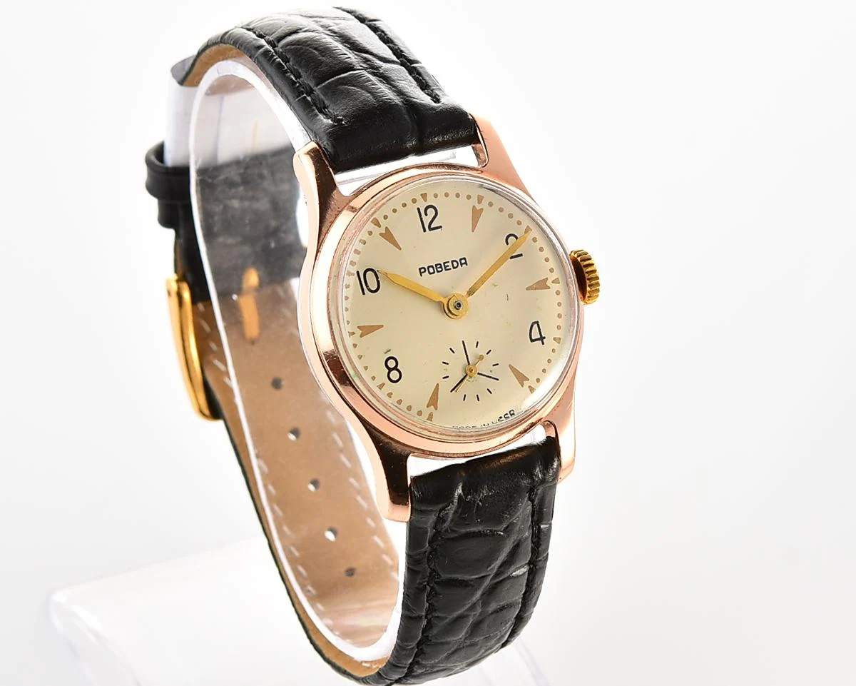 Excellent vintage Soviet mechanical watch Pobeda Zim from the 1950s