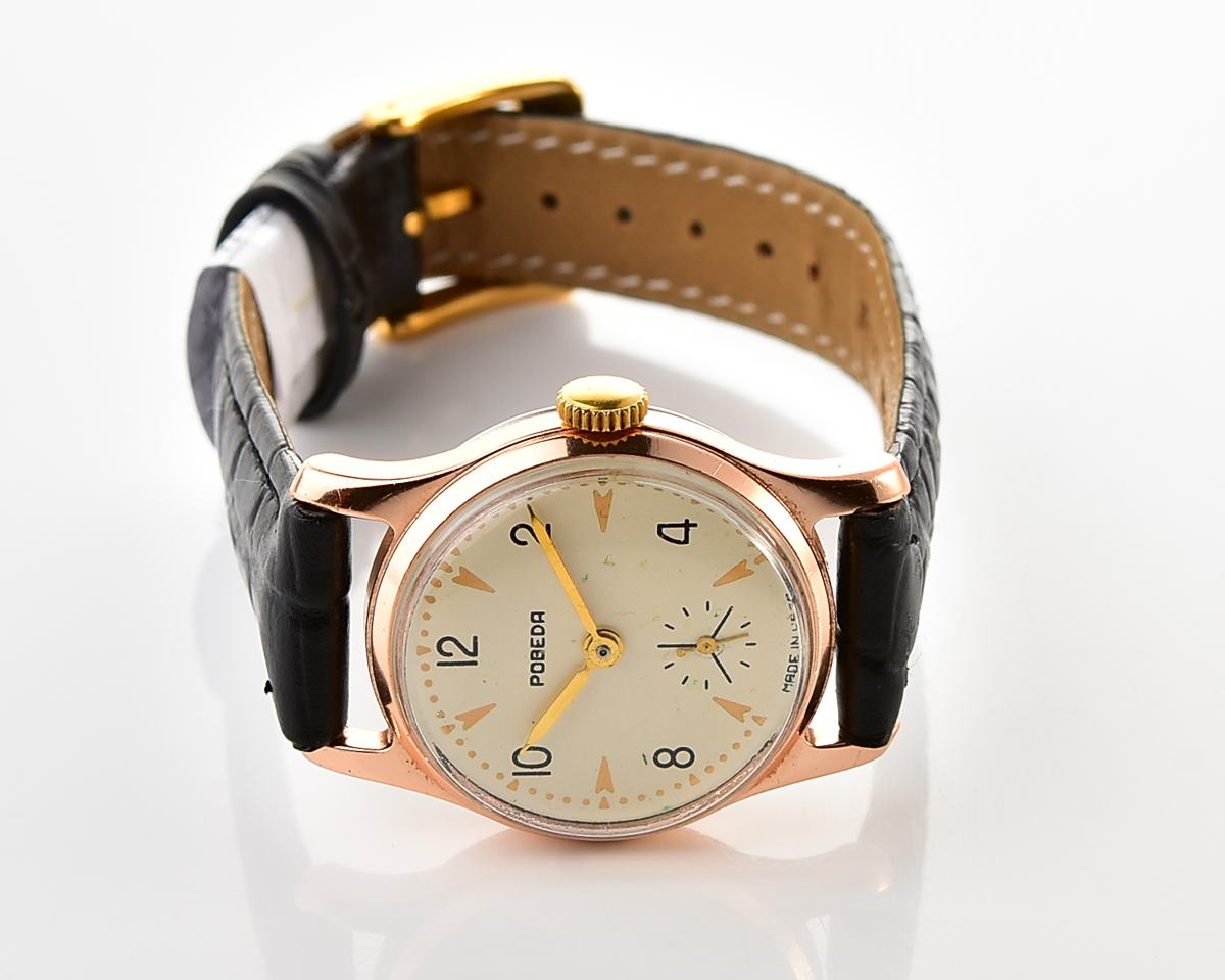 Excellent vintage soviet mechanical watch POBEDA ZIM from the 1950s