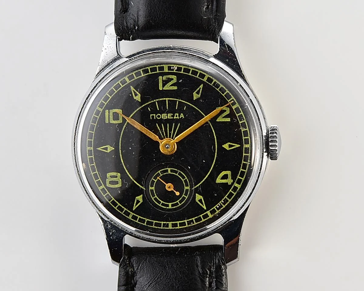 Vintage Soviet mechanical Pobeda watch, 2MChZ from 2nd quarter 1957!