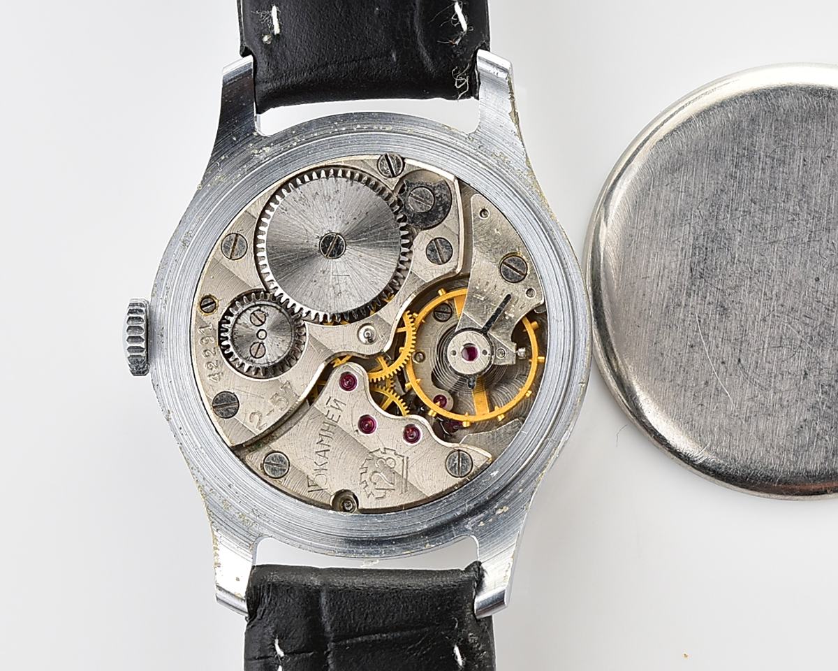 Vintage soviet mechanical POBEDA watch, 2MChZ from 2nd quarter 1957!