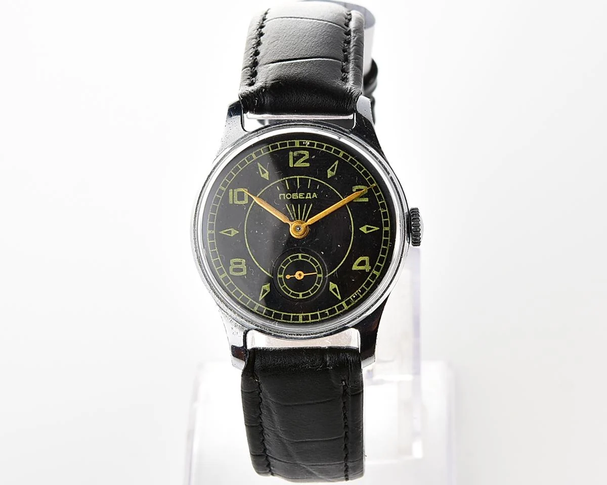 Vintage Soviet mechanical Pobeda watch, 2MChZ from 2nd quarter 1957!