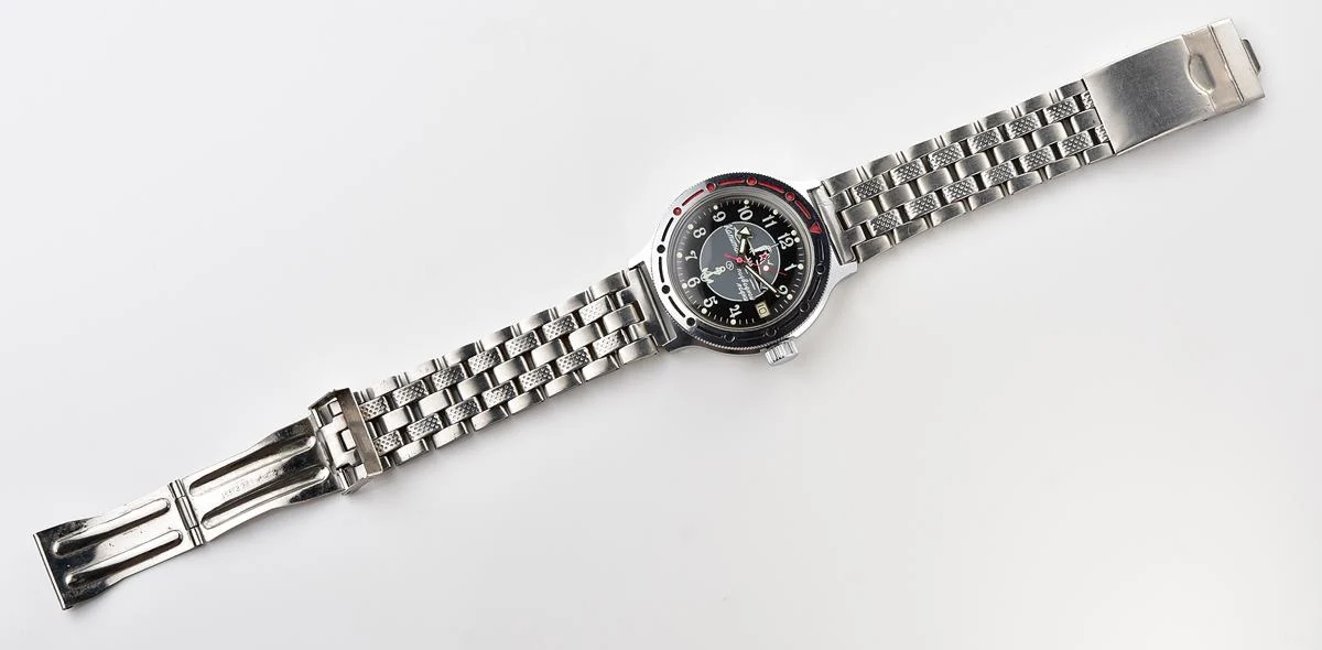 Vostok Amphibia with automatic self winding movement – Submarine captain!