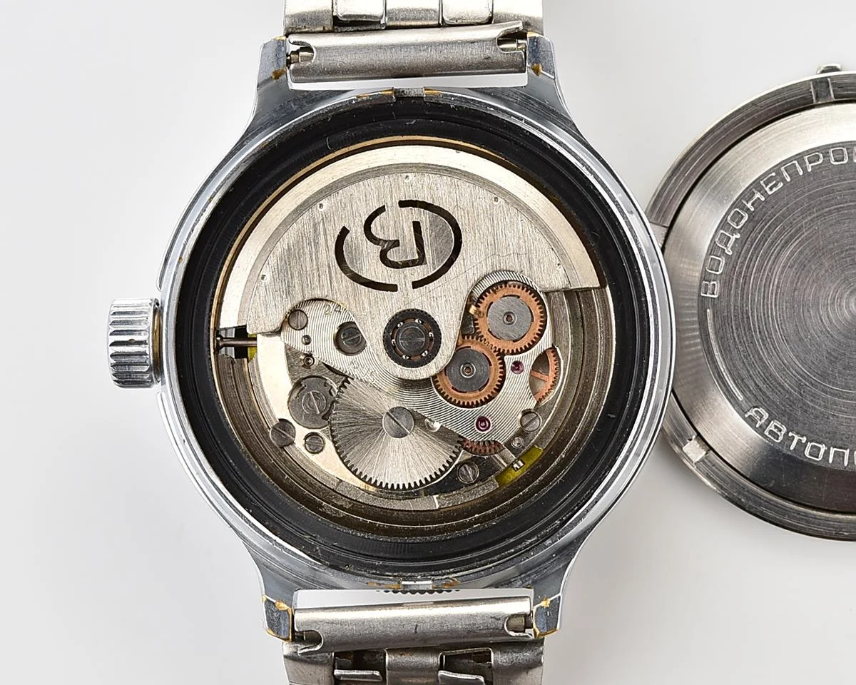 Vostok Amphibia with automatic self winding movement – Submarine captain!