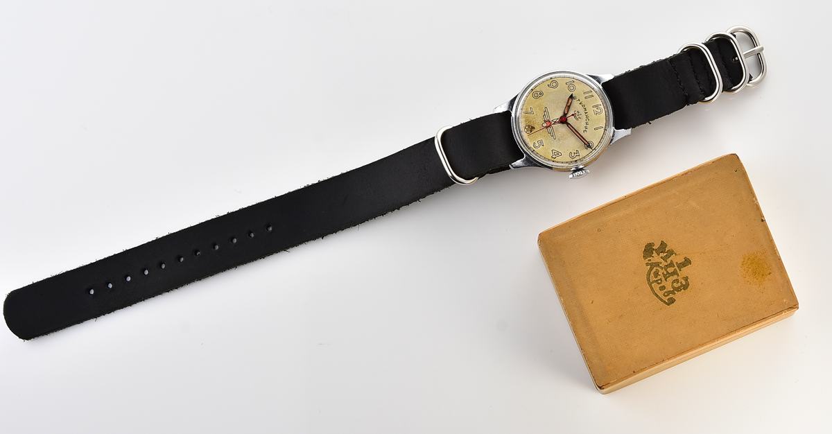 RARE: Sturmanskie Type 1 soviet mechanical watch - the 1st watch in space!