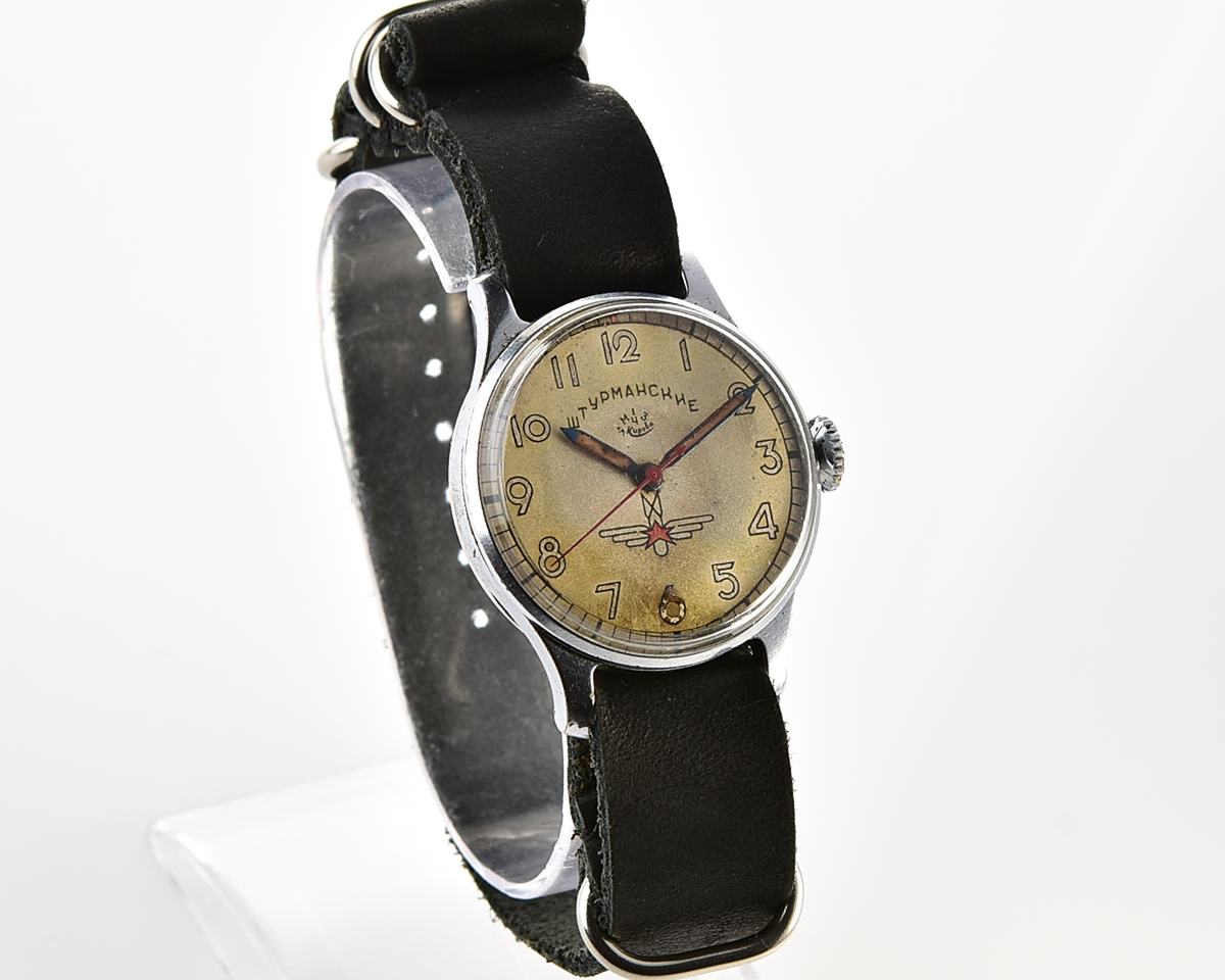 RARE: Sturmanskie Type 1 soviet mechanical watch - the 1st watch in space!