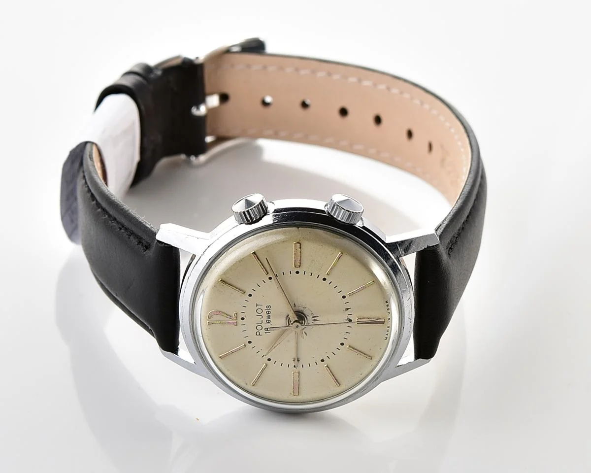 Excellent vintage Soviet mechanical watch Poljot with cream dial & alarm clock function