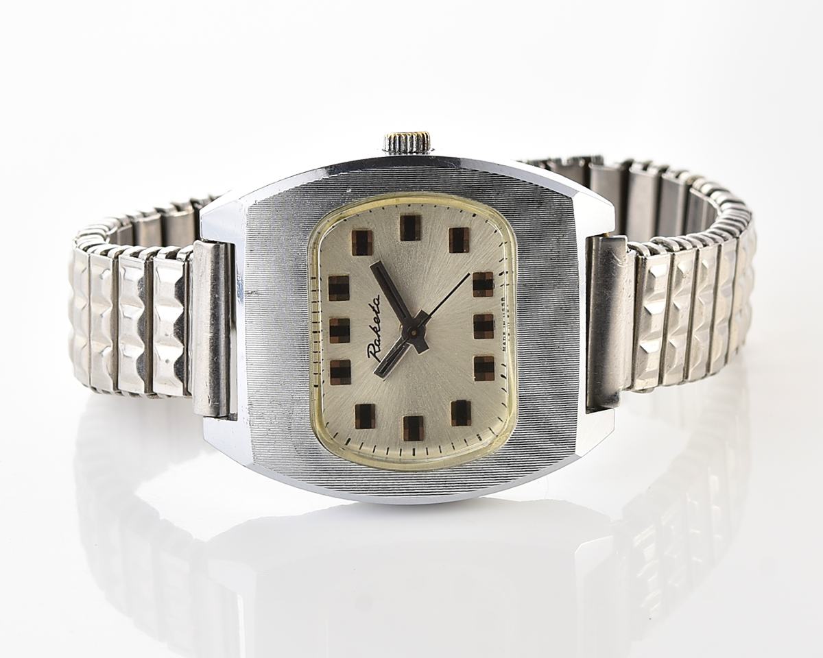 Vintage soviet Raketa mechanical wristwatch