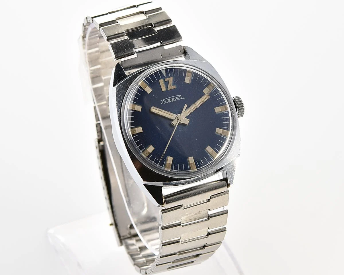 Soviet Raketa vintage mechanical watch with antimagnetic movement 2610!