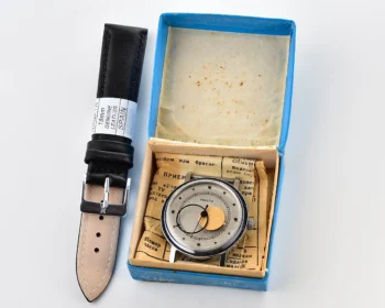TIME CAPSULE: Raketa Copernicus Soviet vintage mechanical watch – New Old Stock (NOS)!