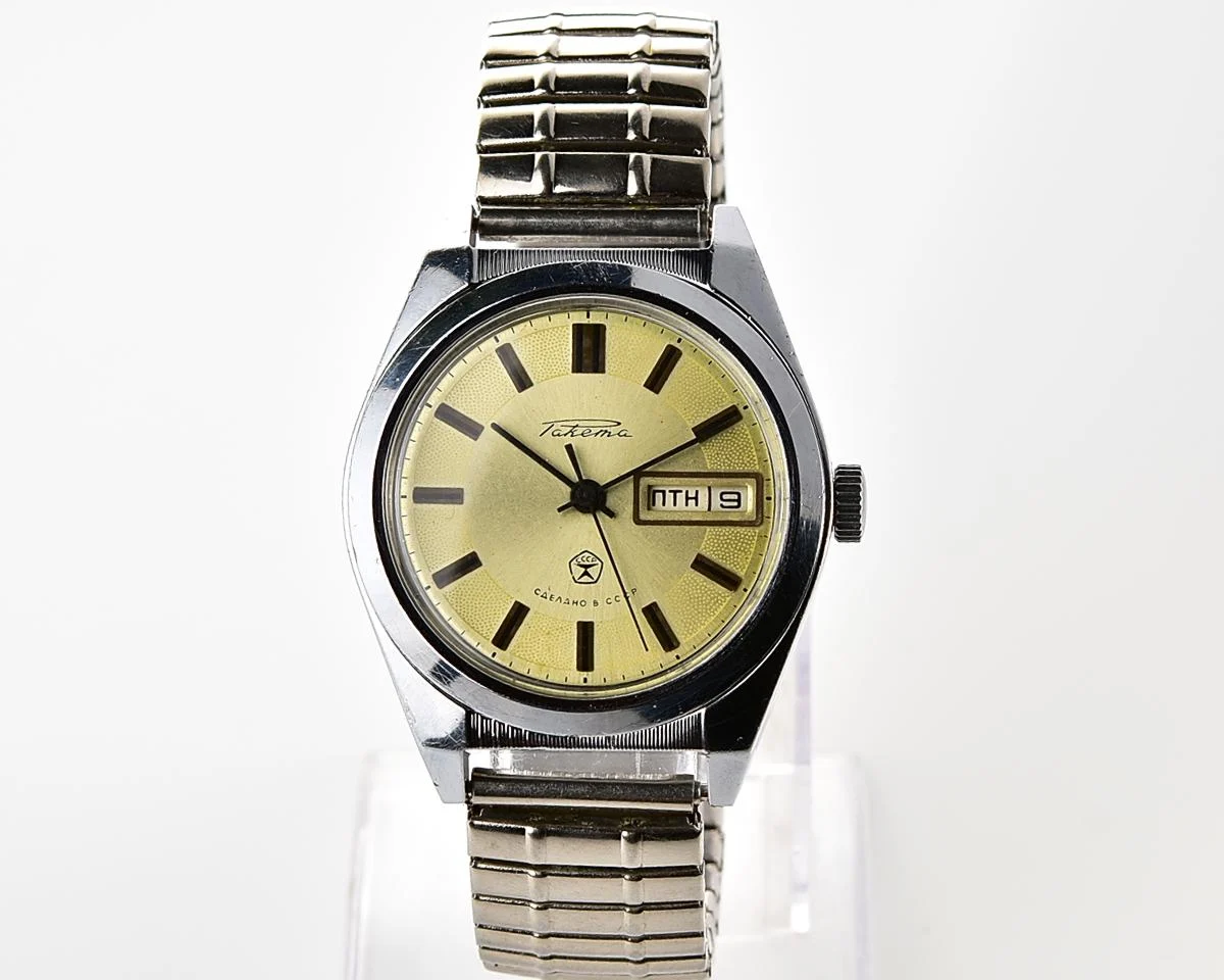 Raketa vintage mechanical wristwatch with double calendar