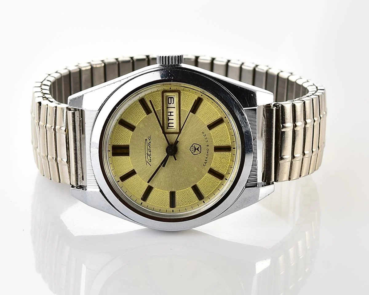 Raketa vintage mechanical wristwatch with double calendar