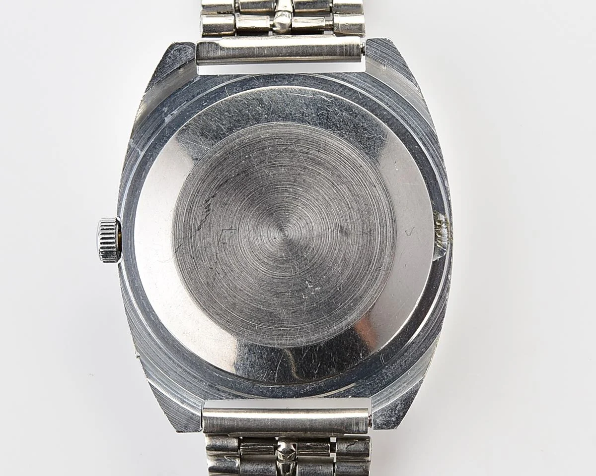 Vintage Soviet Raketa mechanical wristwatch
