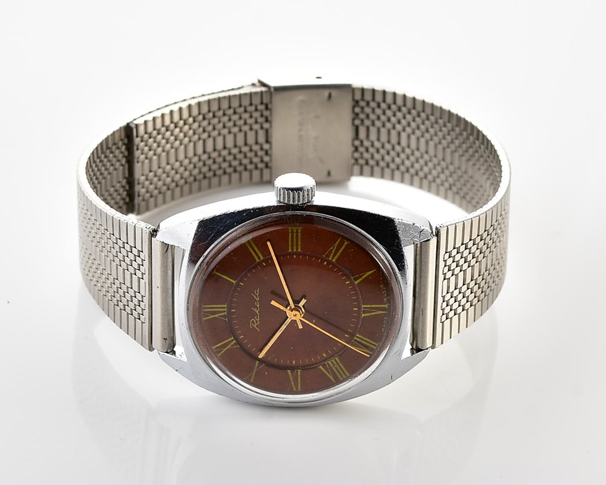 Vintage soviet RAKETA mechanical wristwatch