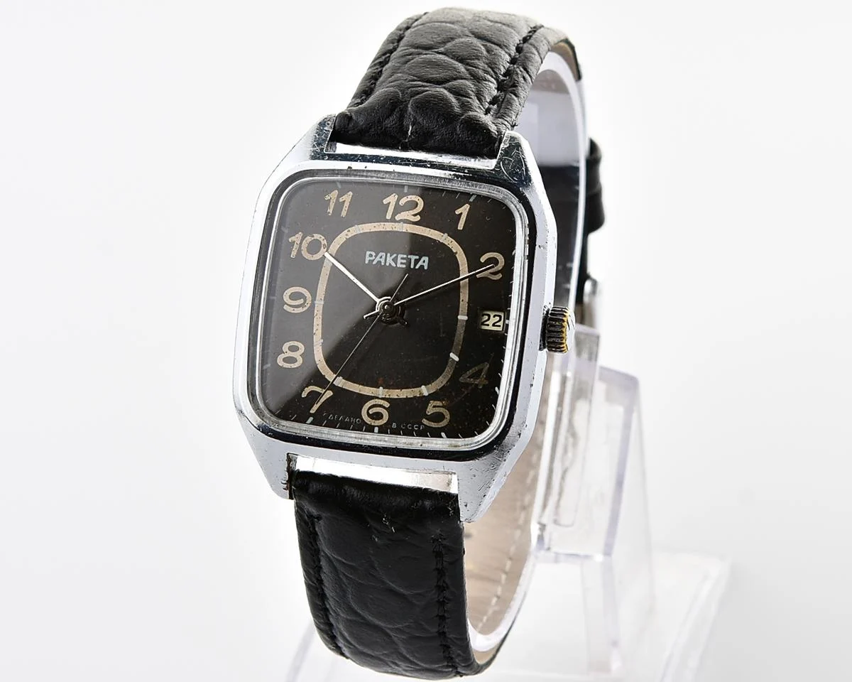 Vintage Soviet Raketa mechanical watch