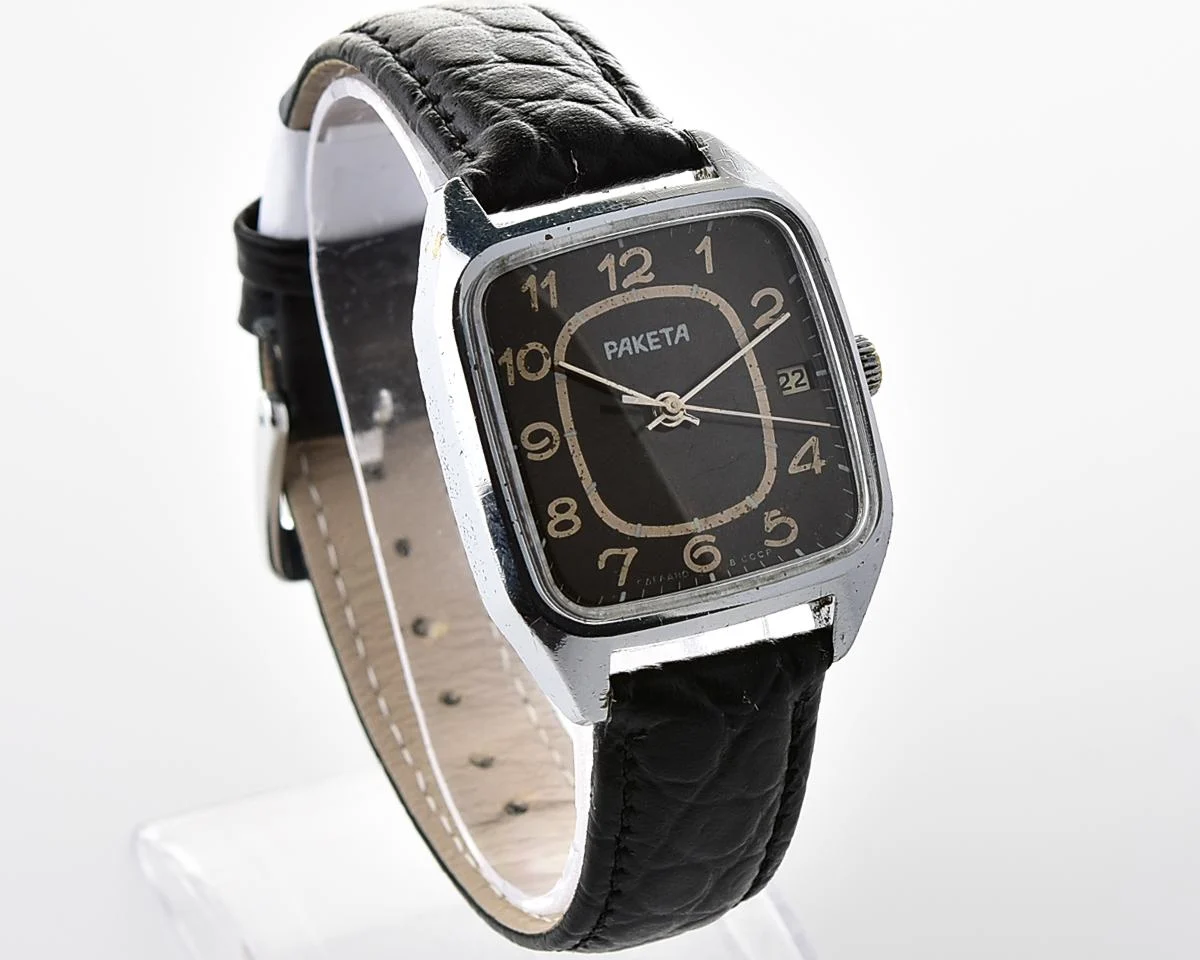 Vintage Soviet Raketa mechanical watch