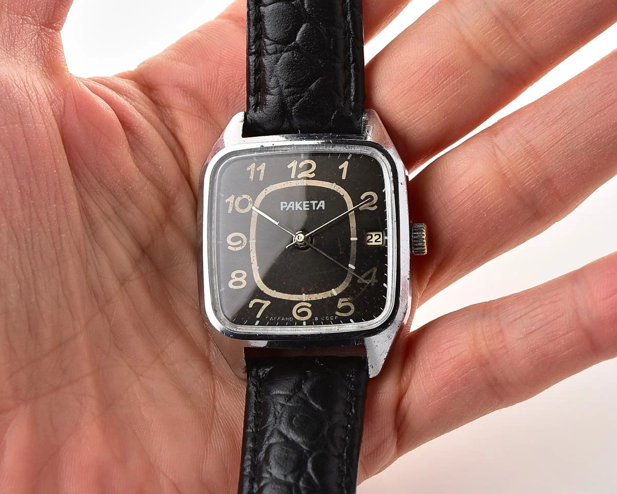 Vintage Soviet Raketa mechanical watch