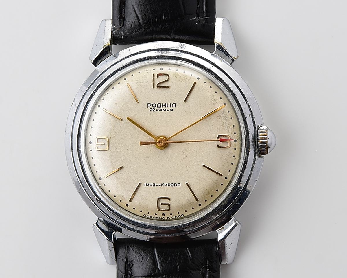 Excellent soviet RODINA vintage mechanical watch with automatic self-winding movement