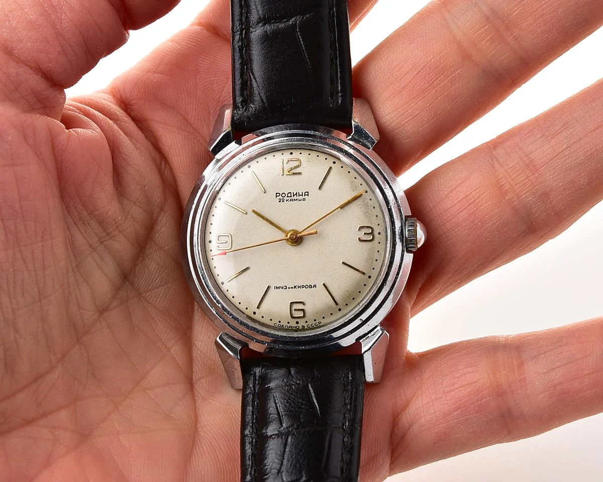 Excellent Soviet Rodina vintage mechanical watch with automatic self-winding movement