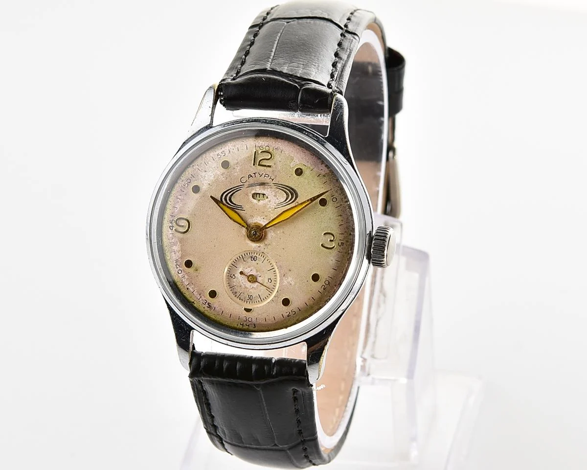 Rare! Vintage Soviet Saturn mechanical watch from the 1950s