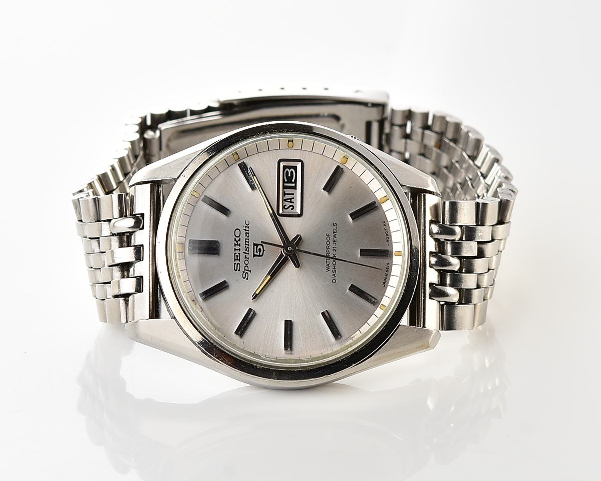 Vintage Seiko Sportsmatic 5 – Silver Sunburst dial with Day-Date Calendar from July 1966