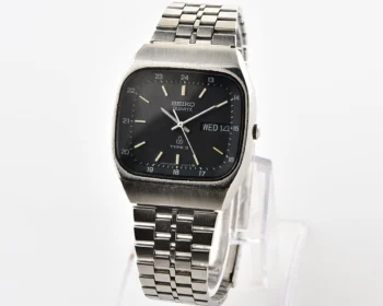 Seiko Quartz stainless steel quartz TV dial watch with day/date calendar, from September 1979