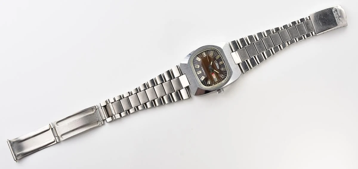 Vintage Soviet Slava quartz wristwatch with beautiful faceted crystal