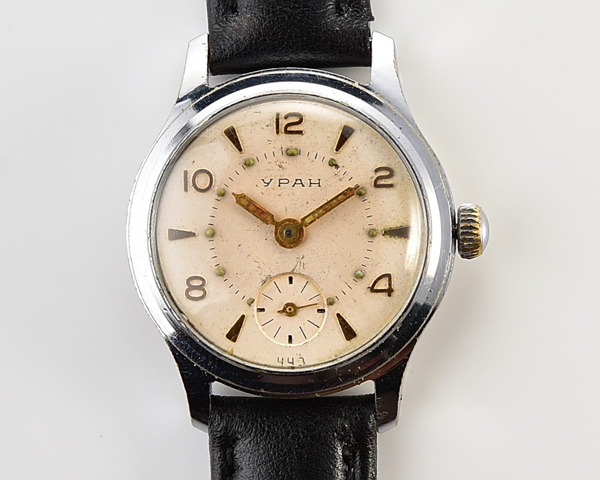 Vintage soviet mechanical URAN wrist watch