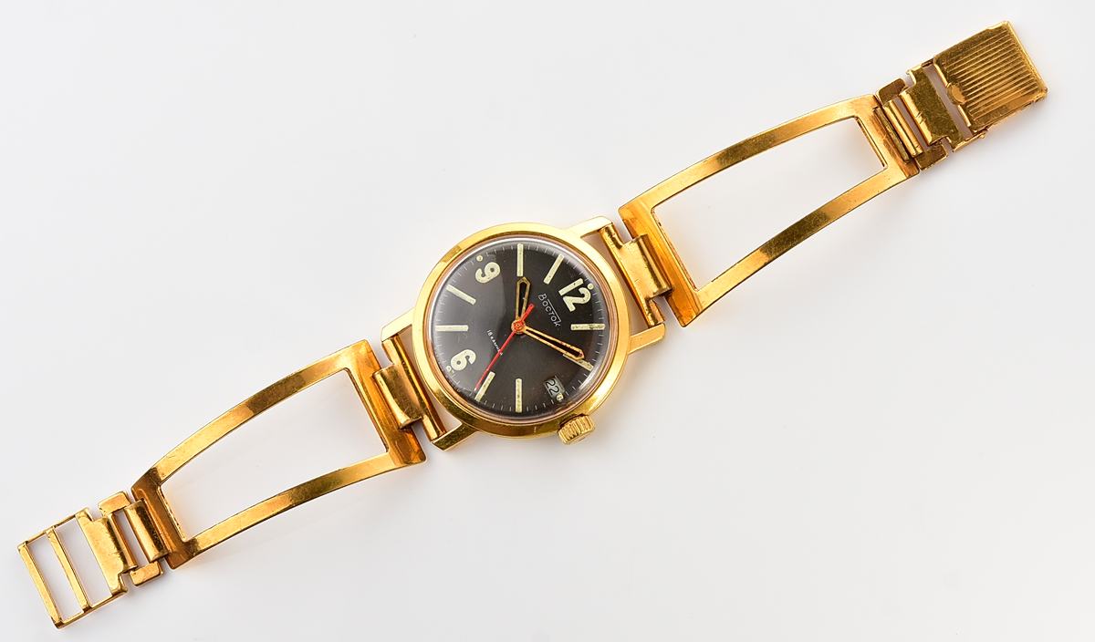 Vintage soviet gold-plated Vostok mechanical wristwatch