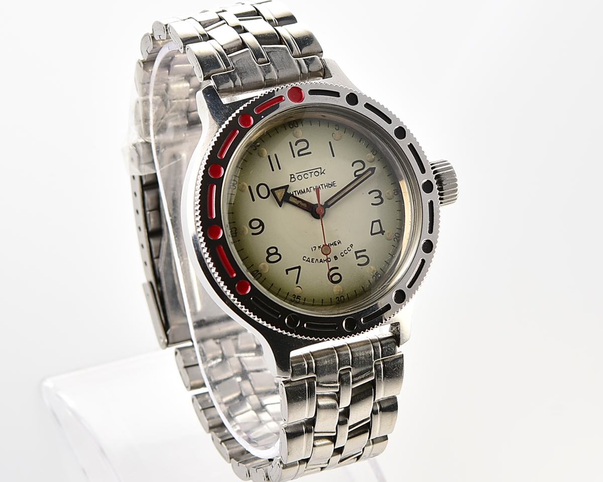 Soviet Vostok Amphibia vintage mechanical wristwatch