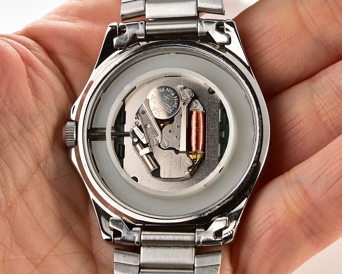 Casio MTP-1183 – Black Sunburst Date Quartz