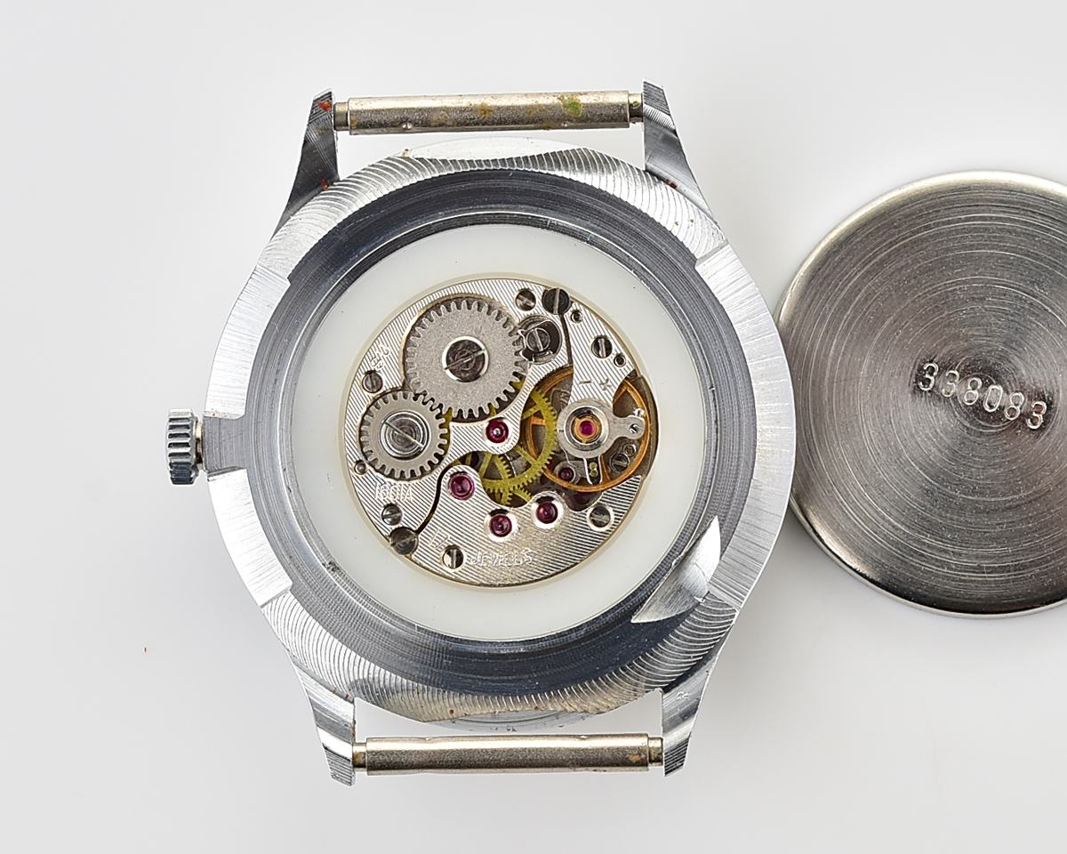 TIME CAPSULE: CHAIKA vintage wrist watch – new old stock(NOS)!