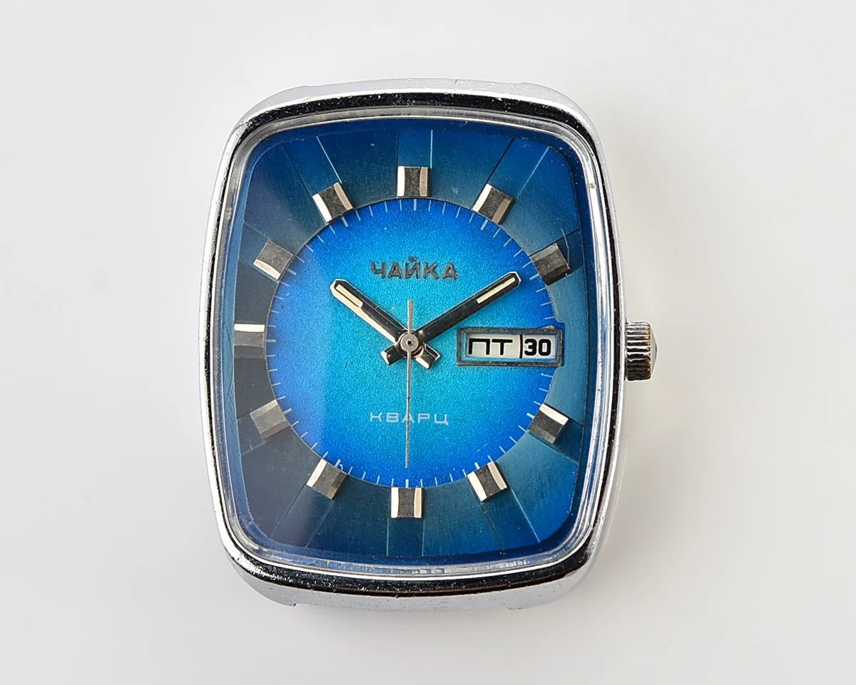 Chaika "Resonator" - large impressive vintage Soviet quartz watch