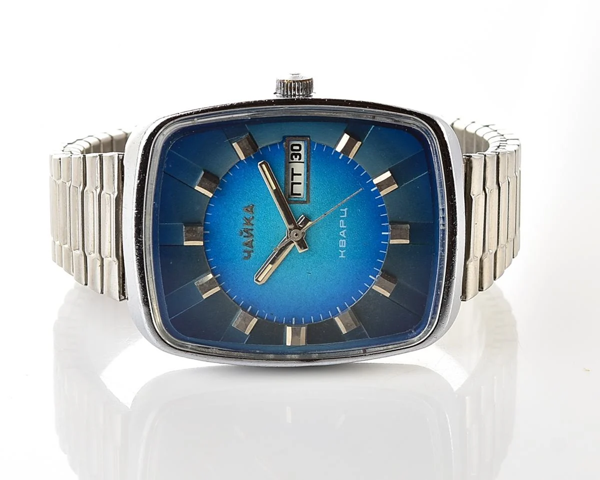 Chaika "Resonator" - large impressive vintage Soviet quartz watch
