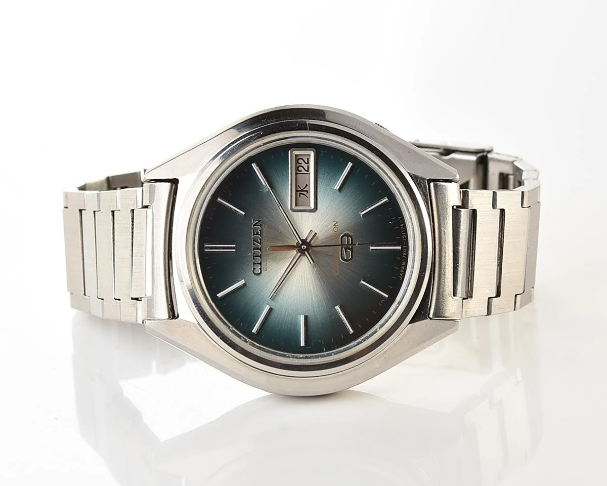 Rare 1974 Citizen Cosmotron Electronic 7804A Hi-Beat JDM Vintage Watch - Teal Sunburst Gradient Dial & Original Bracelet