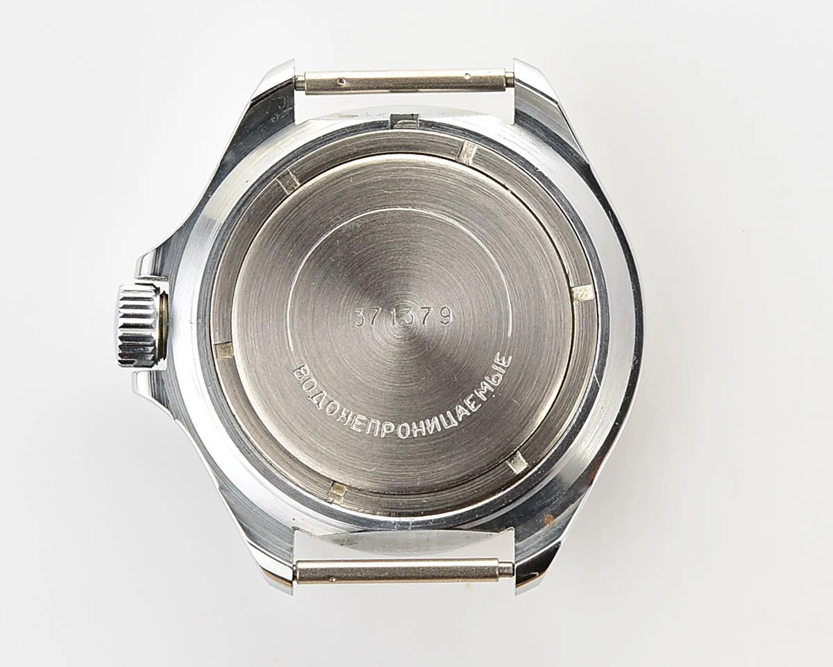 TIME CAPSULE: Vostok Komandirskie mechanical watch limited series – “Zakaz MO CCCP” – New Old Stock (NOS)!