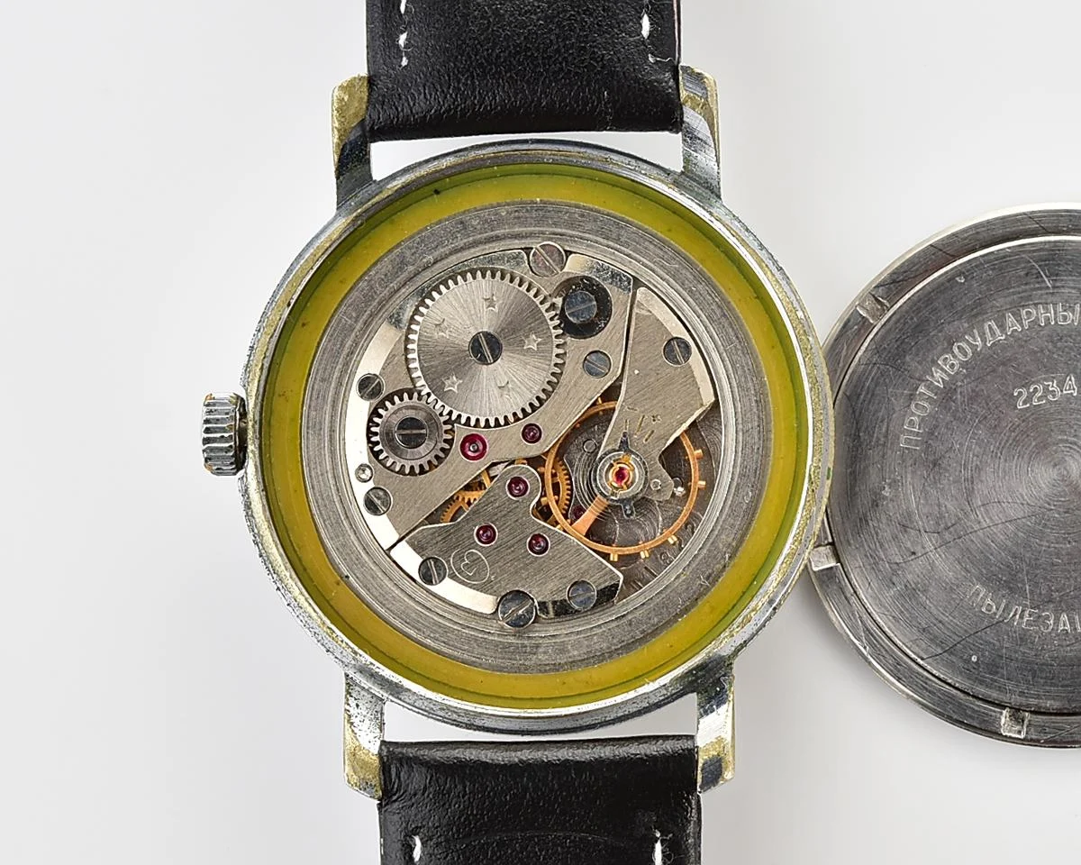 Excellent Soviet Vostok Komandirskie mechanical watch - Zakaz MO CCCP!