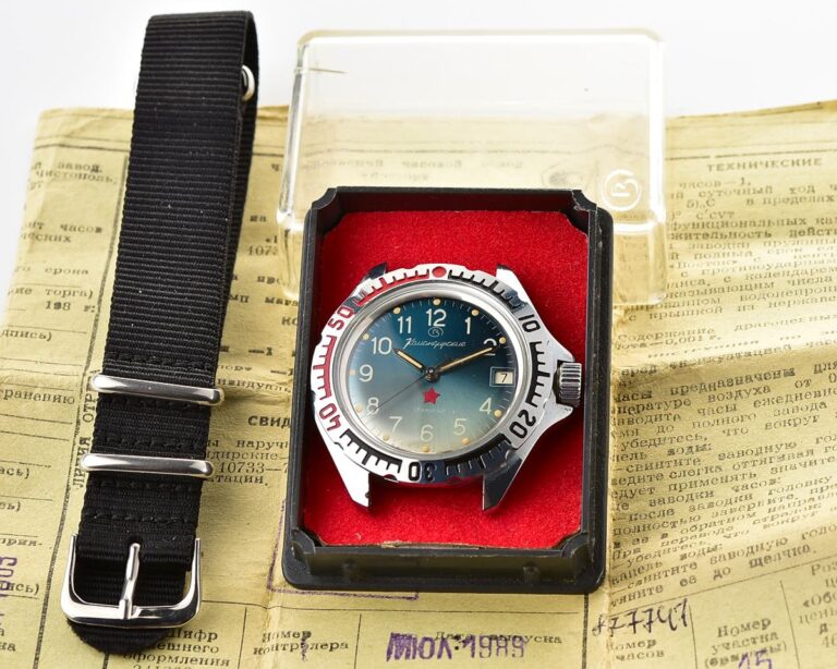 TIME CAPSULE: Vostok Komandirskie mechanical watch – New Old Stock(NOS)!