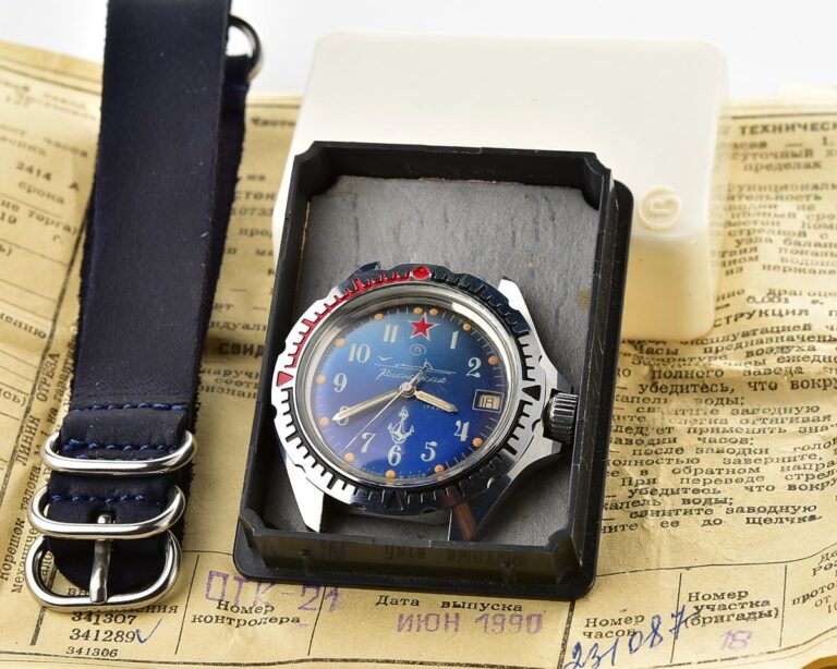 TIME CAPSULE: Vostok Komandirskie mechanical watch – New Old Stock(NOS)!