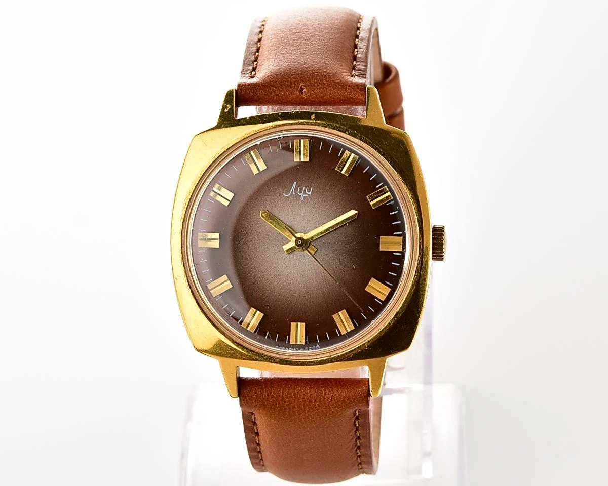 Rare Soviet vintage watch Luch with electro-mechanical hybrid 3045 movement!