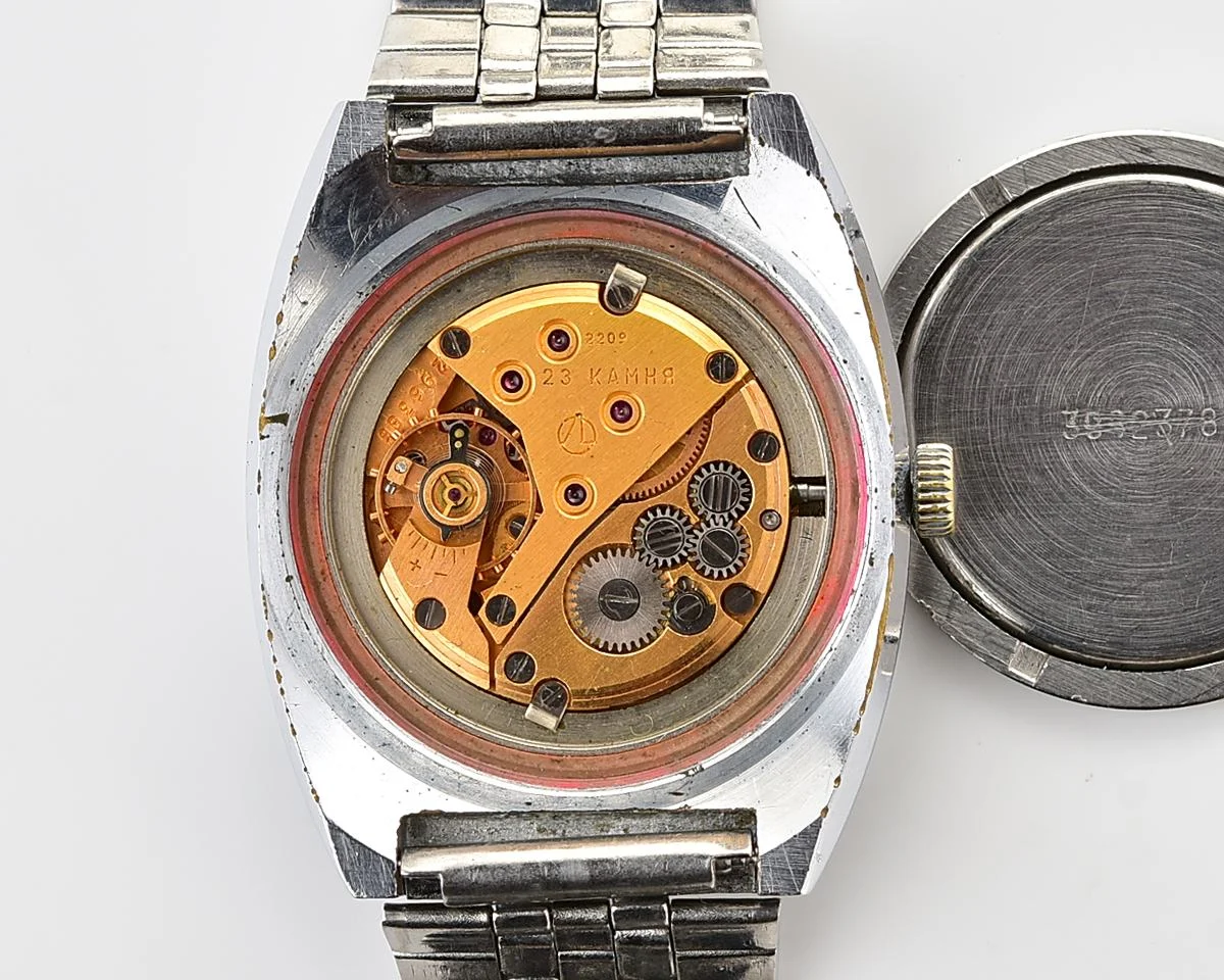 Vintage Soviet Luch mechanical wristwatch