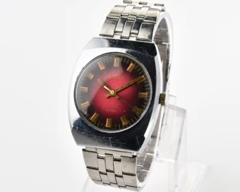 Vintage Soviet Luch mechanical wristwatch
