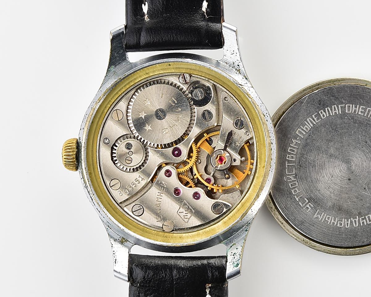 Vintage soviet MAYAK mechanical watch, 1st Moscow Watch Factory