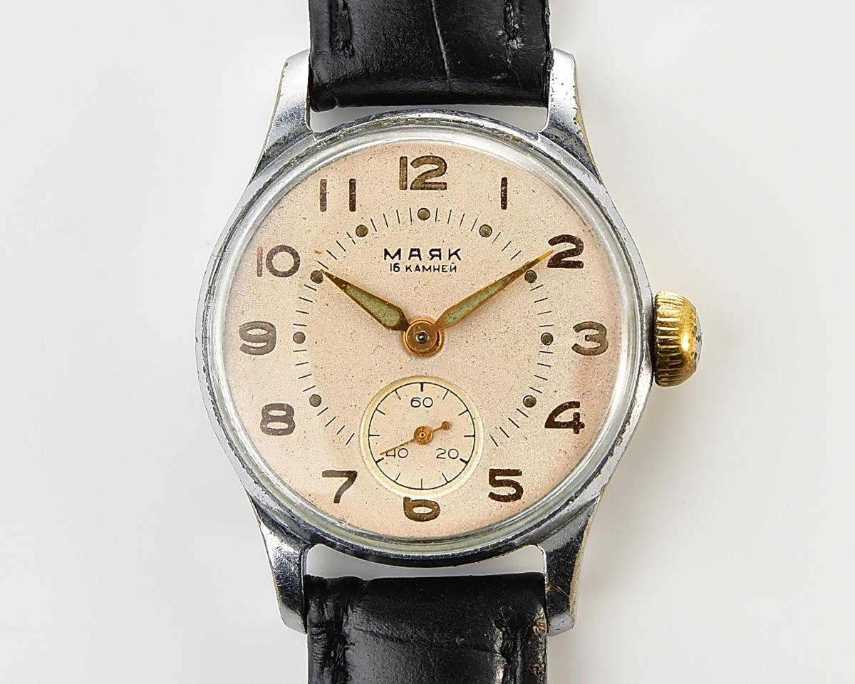 Vintage soviet MAYAK mechanical watch, 1MWF from the 1st quarter of 1956