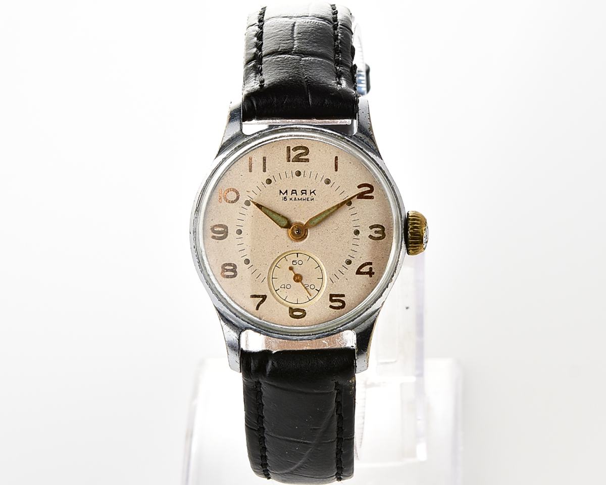 Vintage soviet MAYAK mechanical watch, 1MWF from the 1st quarter of 1956