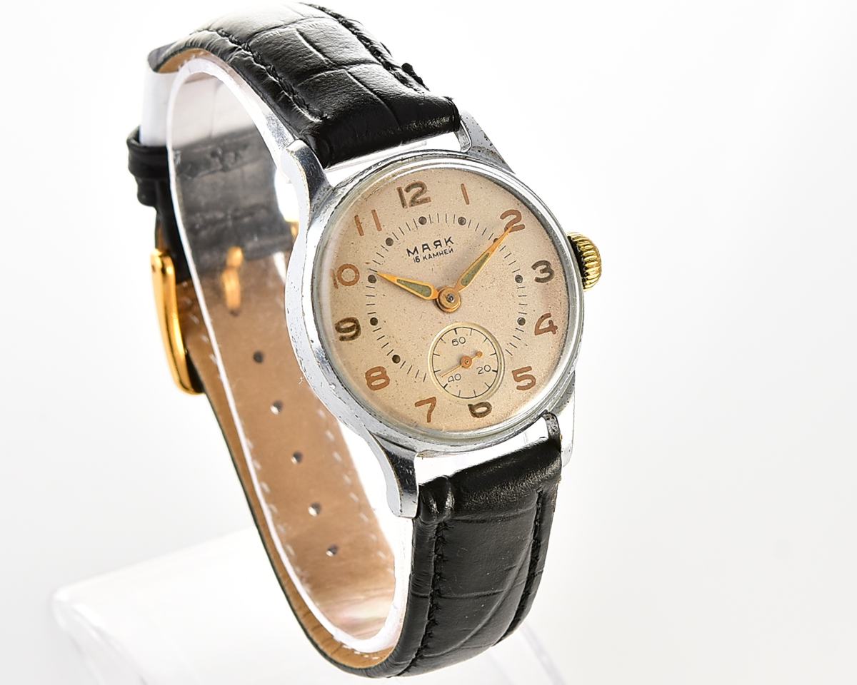Vintage soviet MAYAK mechanical watch, 1MWF from the 1st quarter of 1956