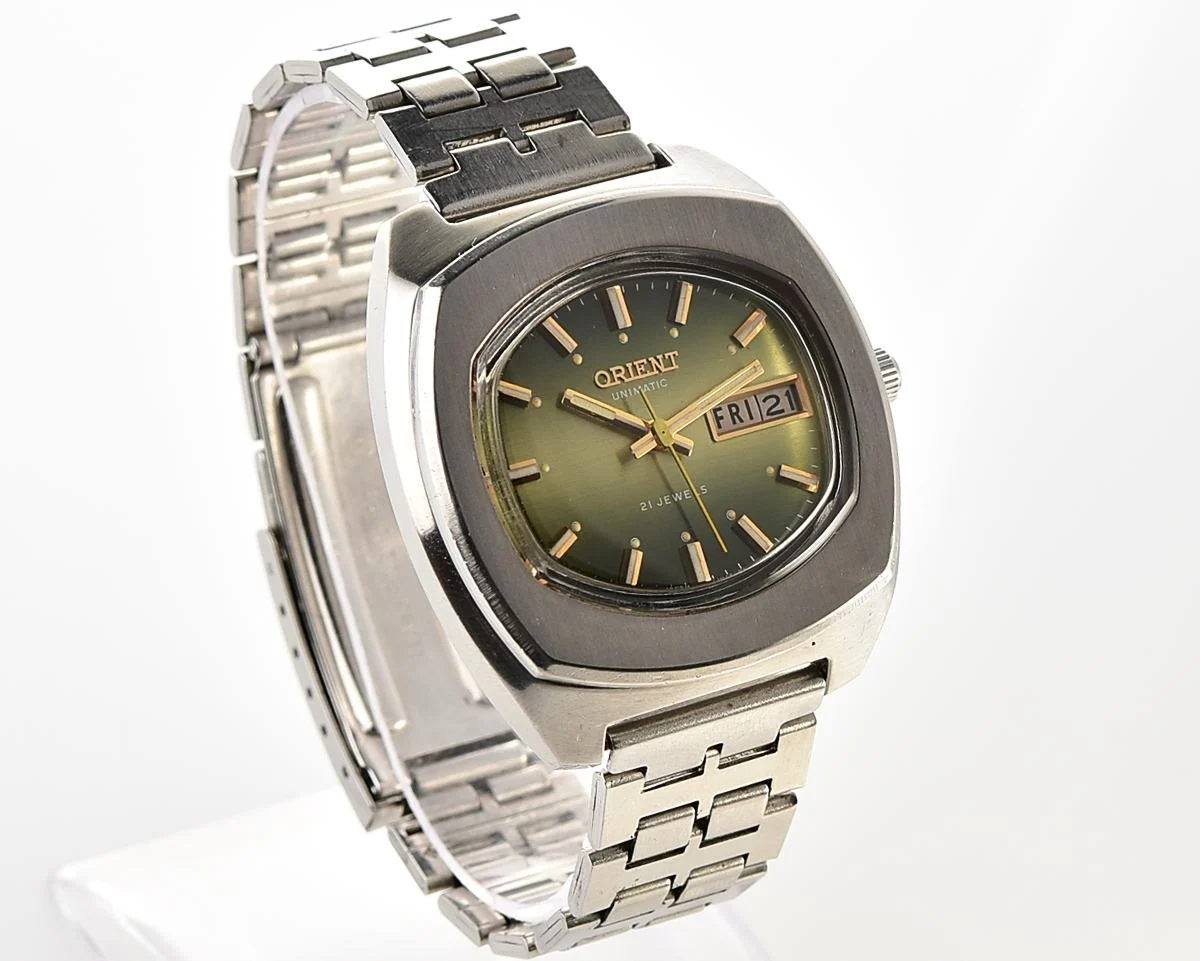 Vintage Orient Unimatic – Green Sunburst Day-Date Automatic from the 1970s