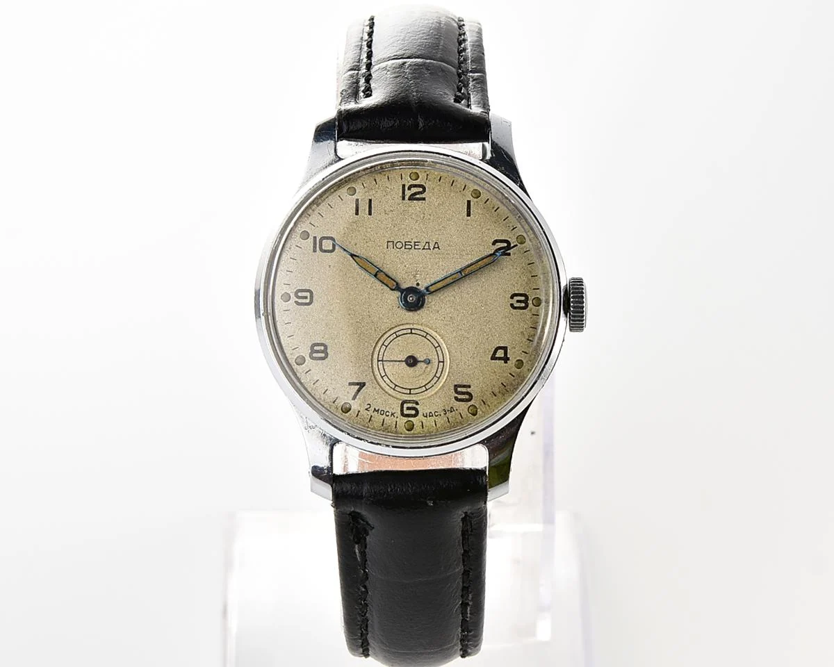 Vintage Soviet mechanical Pobeda watch, 2MChZ from 1st quarter 1956!