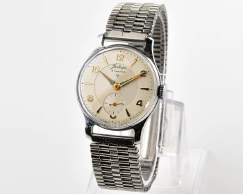 Excellent vintage Soviet mechanical Pobeda, 2MChZ from the 1st quarter of 1955