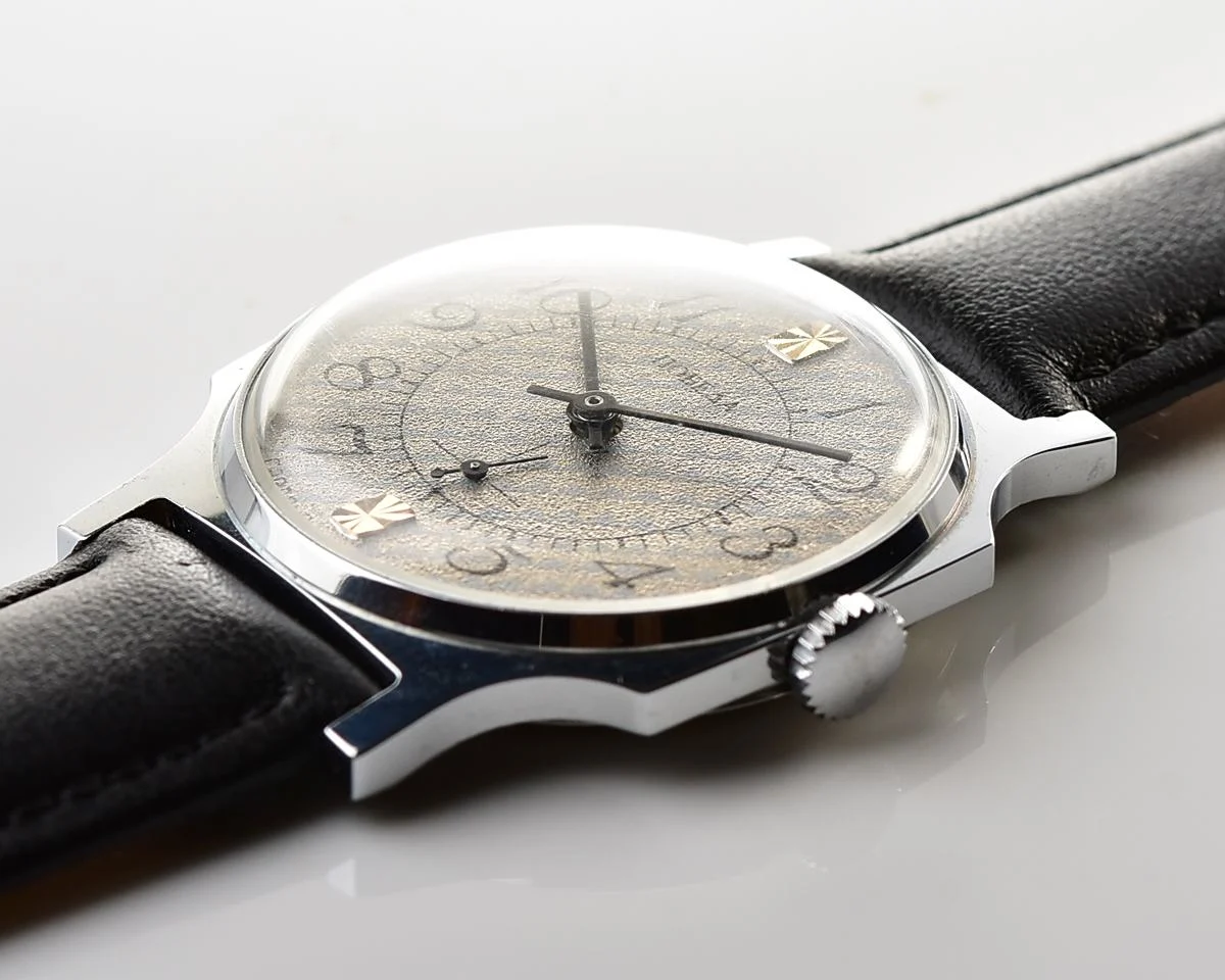 TIME CAPSULE: Soviet mechanical Pobeda watch in box – New Old Stock (NOS)!