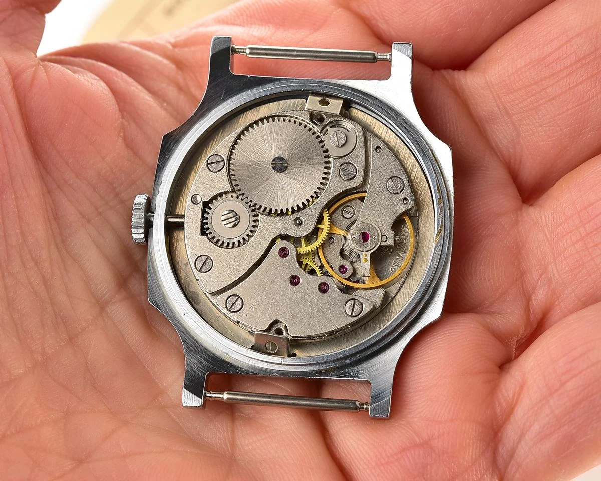 TIME CAPSULE: Soviet mechanical Pobeda watch in box – New Old Stock (NOS)!